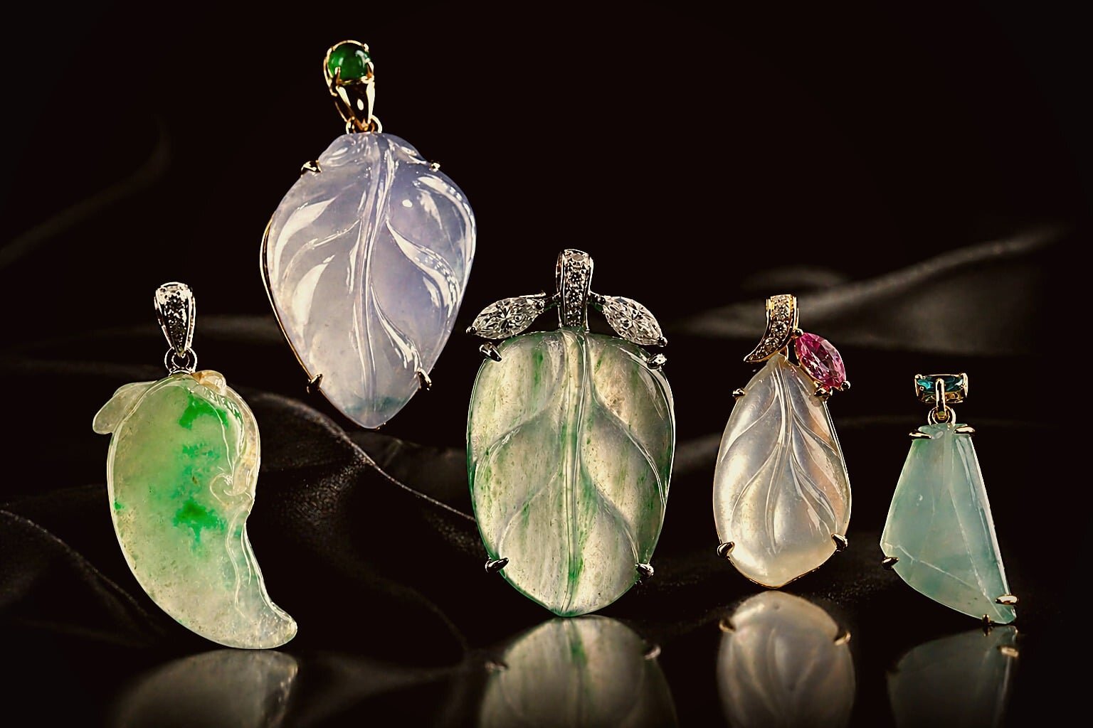 jade pendants, 03
